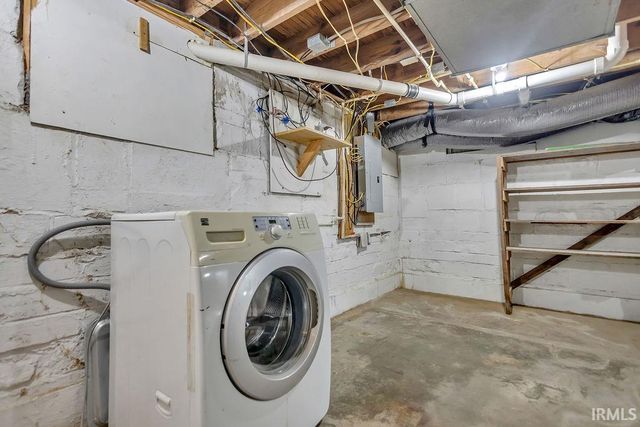 4585 E Robinson Road, Bloomington, IN 47408