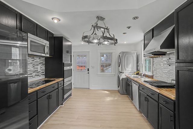 1030 28th Ave, N, Nashville, TN 37208