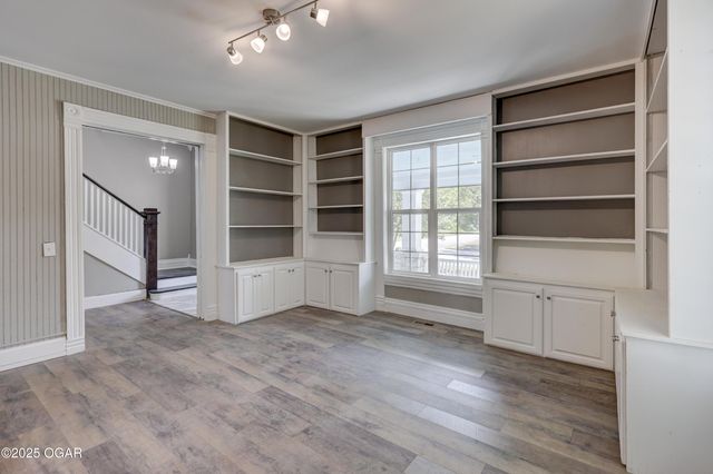 1112 S Garrison Avenue, Carthage, MO 64836