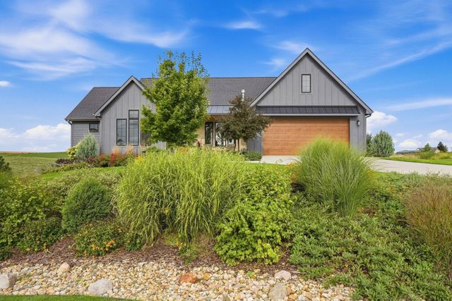 6328 Paint Road NW, Byron, MN 55920