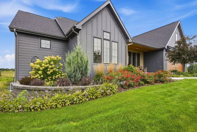 6328 Paint Road NW, Byron, MN 55920