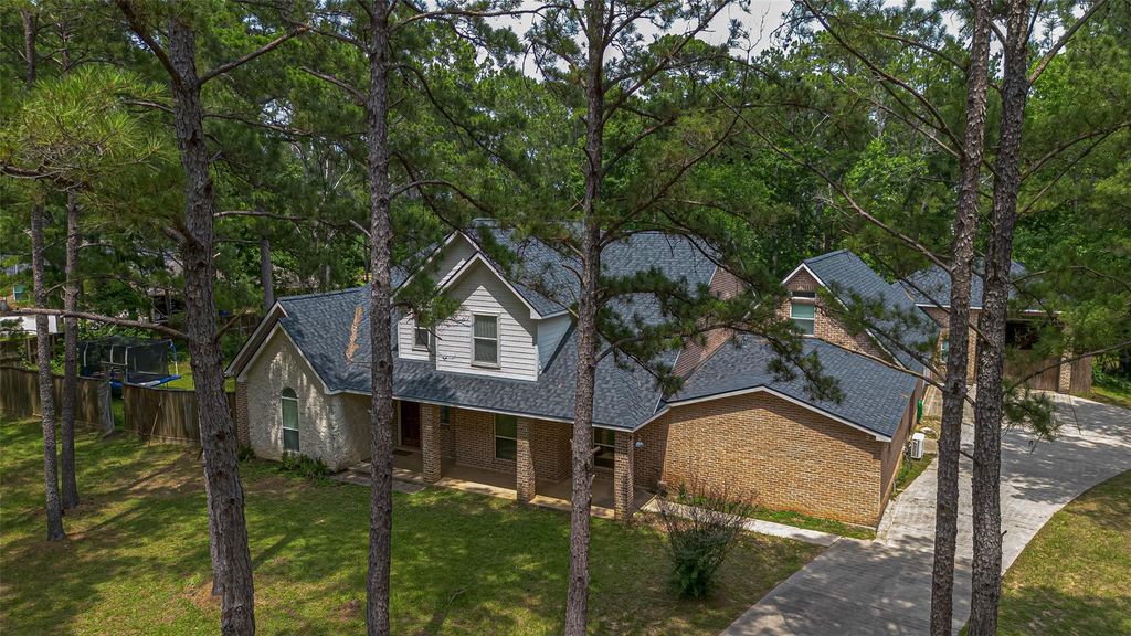 31630 Spinnaker Run, Magnolia, TX 77354