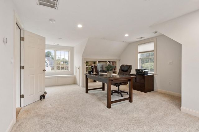 6 Watkins Ln, Southborough, MA 01772