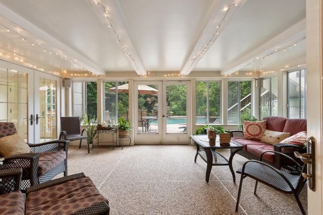 6 Watkins Ln, Southborough, MA 01772