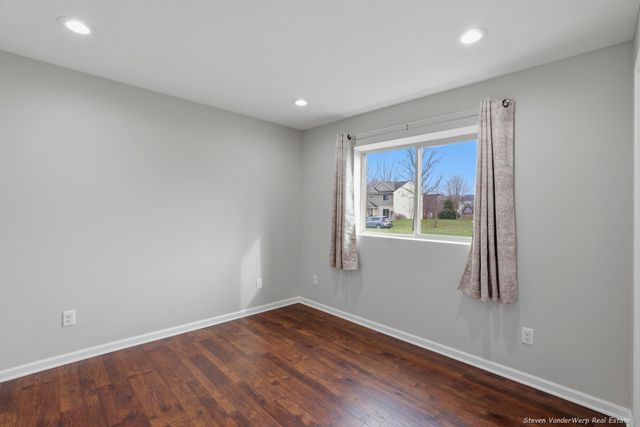 4547 Green Meadow Drive, Caledonia, MI 49316