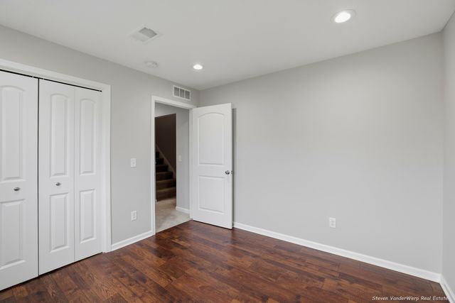 4547 Green Meadow Drive, Caledonia, MI 49316