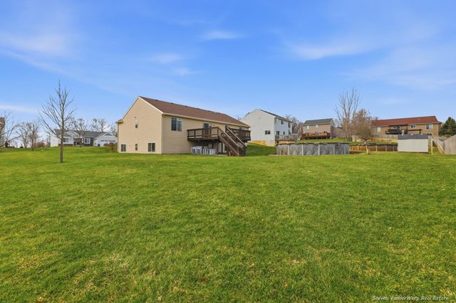 4547 Green Meadow Drive, Caledonia, MI 49316