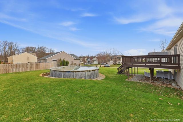 4547 Green Meadow Drive, Caledonia, MI 49316