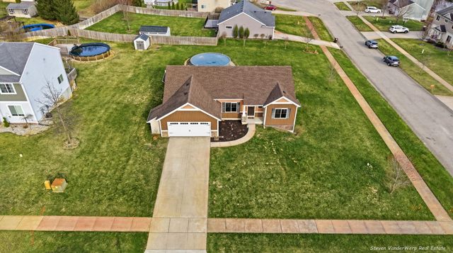 4547 Green Meadow Drive, Caledonia, MI 49316