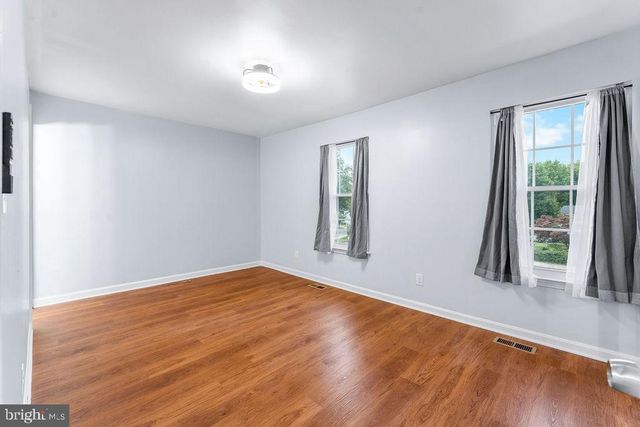 6044 SAINT MORITZ DR, Temple Hills, MD 20748