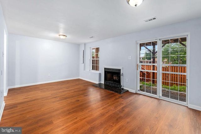 6044 SAINT MORITZ DR, Temple Hills, MD 20748