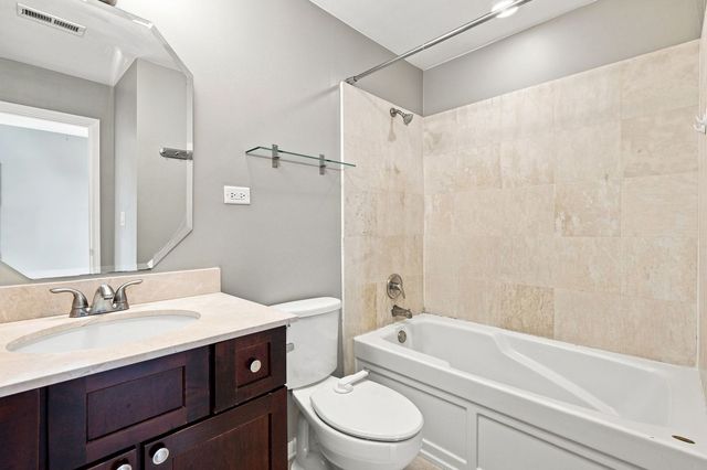 5300 N Lincoln Avenue 5C, Chicago, IL 60625