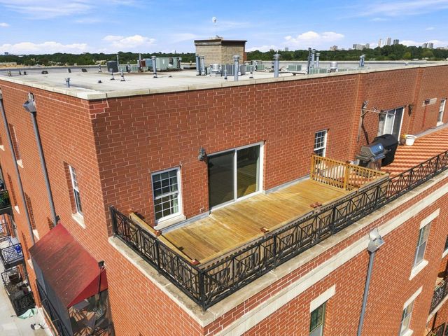 5300 N Lincoln Avenue 5C, Chicago, IL 60625