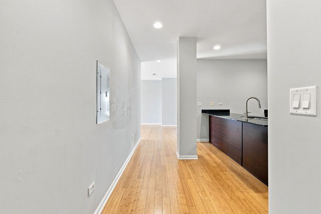 5300 N Lincoln Avenue 5C, Chicago, IL 60625