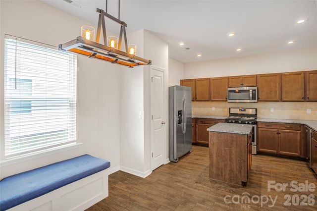 7019 Thornrose Drive, Charlotte, NC 28210