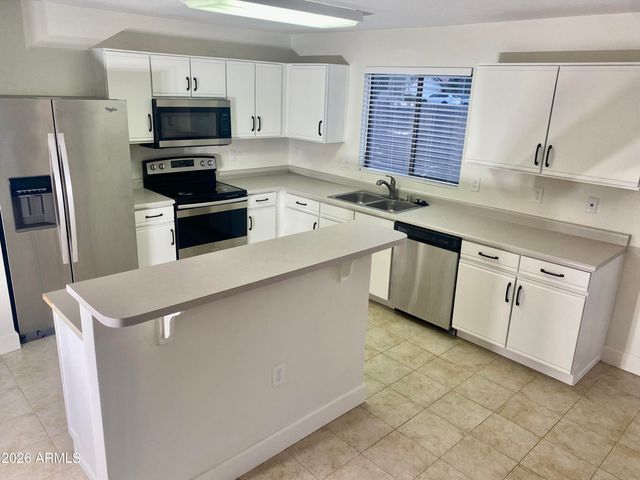 13658 W Fargo Drive, Surprise, AZ 85374