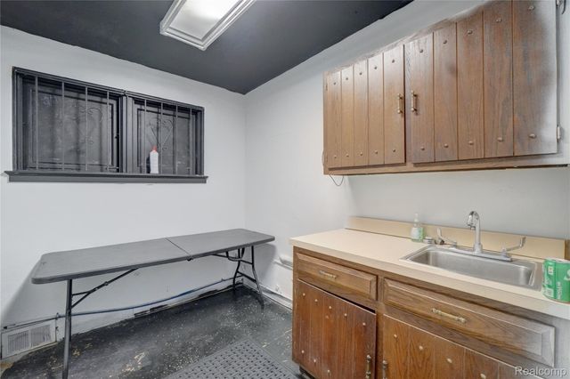 14755 fenkell Street, Detroit, MI 48227