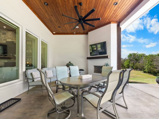 377 Tananger Springs Drive, Denison, TX 75021