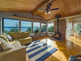 36 K Beach Way, Hat Island, WA 98206