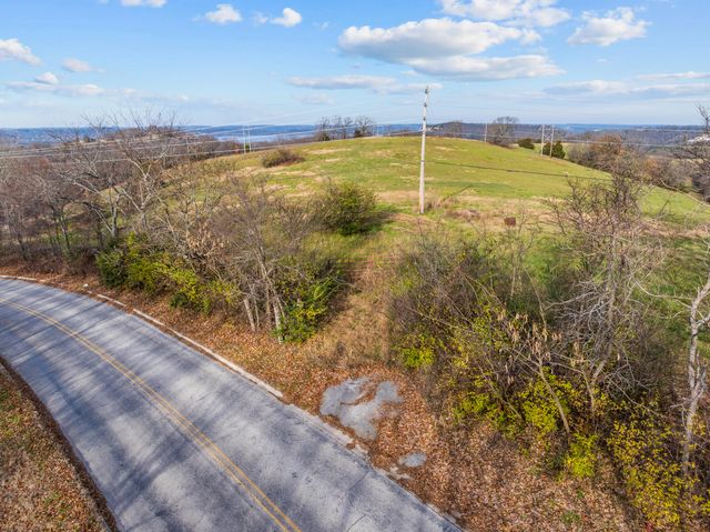 1423 State Hwy 265, Hollister, MO 65672