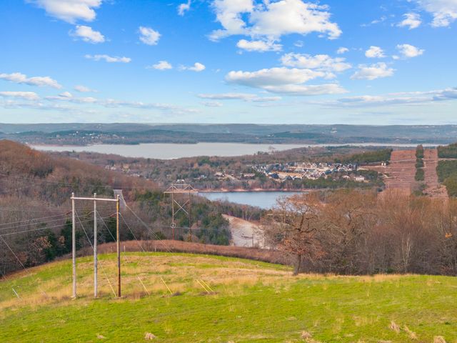 1423 State Hwy 265, Hollister, MO 65672