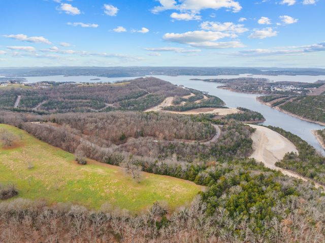 1423 State Hwy 265, Hollister, MO 65672