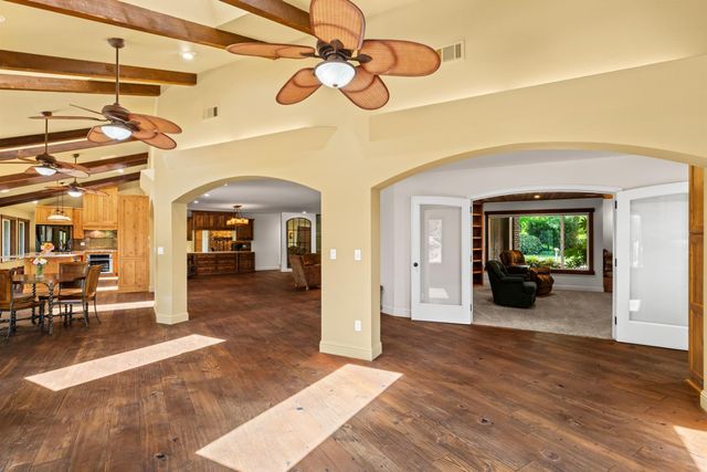 20592 Ayers Rd, Escalon, CA 95320