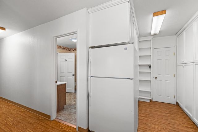 20592 Ayers Rd, Escalon, CA 95320