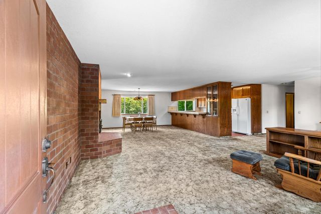 20592 Ayers Rd, Escalon, CA 95320