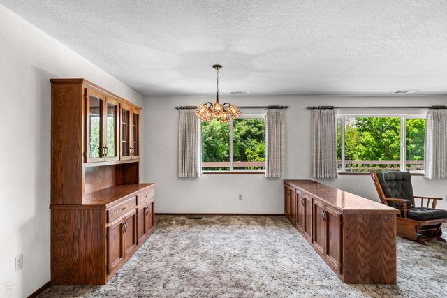 20592 Ayers Rd, Escalon, CA 95320