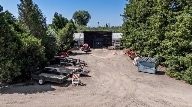 20592 Ayers Rd, Escalon, CA 95320