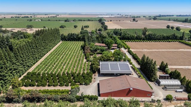 20592 Ayers Rd, Escalon, CA 95320