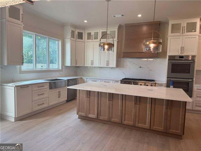 360 Smokey Road, Buford, GA 30518