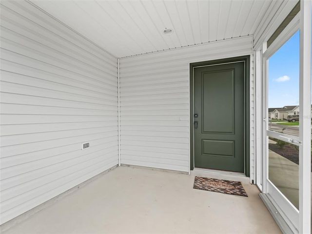 1642 ECHOLS COURT, The Villages, FL 34762