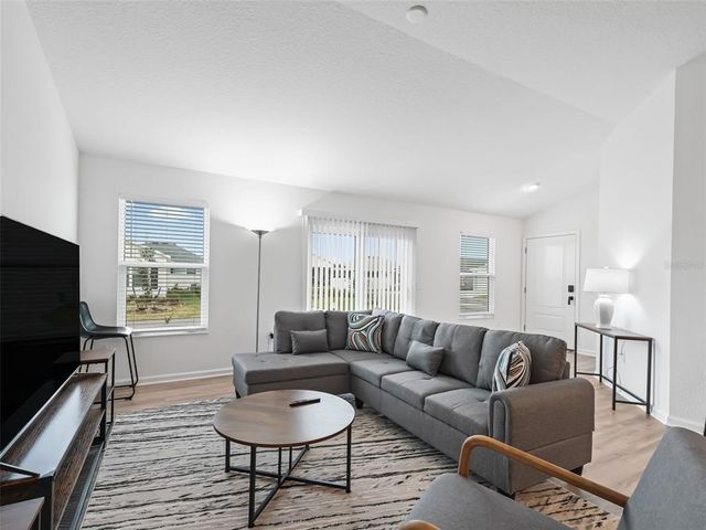 1642 ECHOLS COURT, The Villages, FL 34762