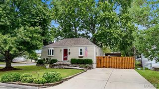 9617 Echo Lane, Overland, MO 63114