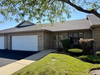 2542 Par Four Court 2542, Joliet, IL 60436