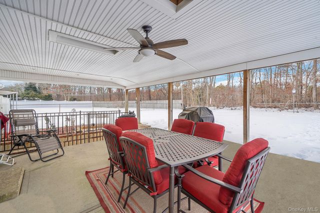 158 Spiral Road, Holtsville, NY 11742