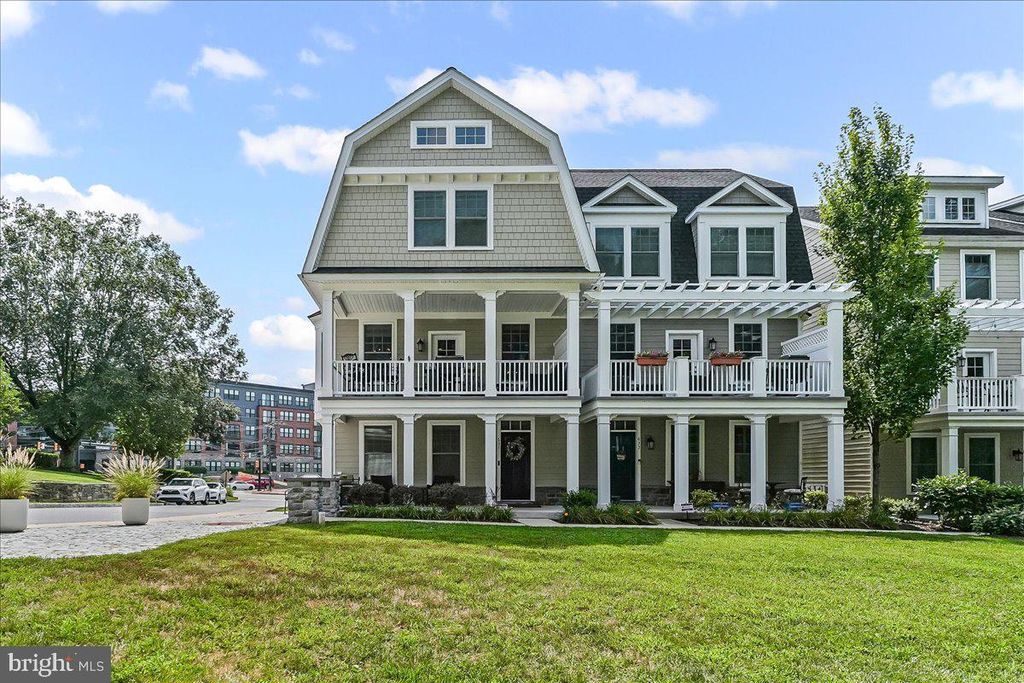 631 W END WALK, Media, PA 19063