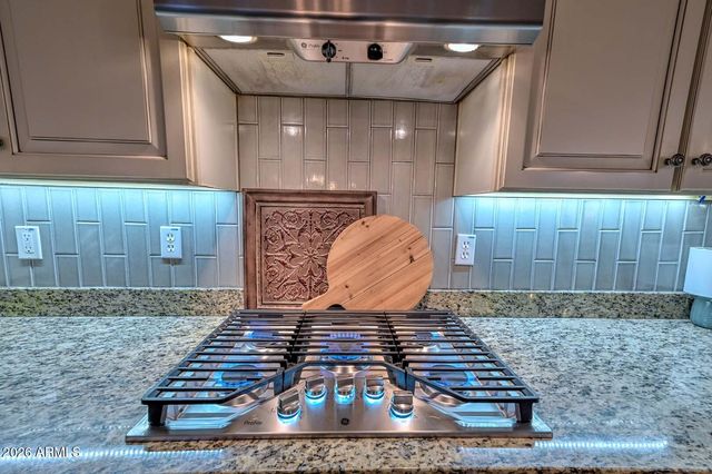 13379 W CREOSOTE Drive, Peoria, AZ 85383