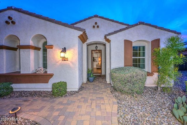 13379 W CREOSOTE Drive, Peoria, AZ 85383