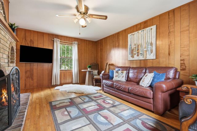 2623 Riviera Drive N, White Bear Lake, MN 55110