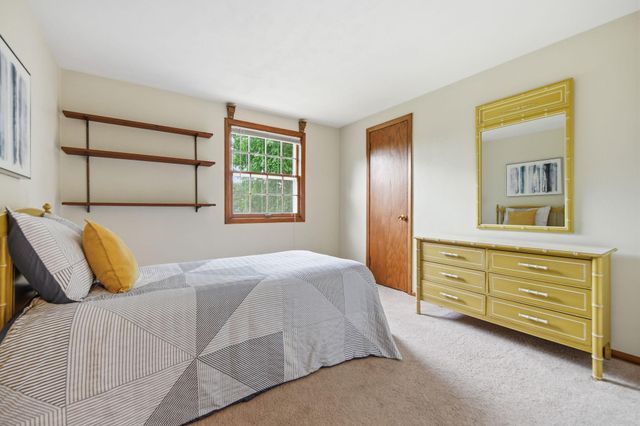 2623 Riviera Drive N, White Bear Lake, MN 55110