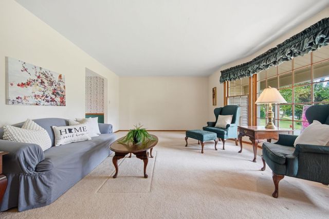 2623 Riviera Drive N, White Bear Lake, MN 55110