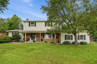 2623 Riviera Drive N, White Bear Lake, MN 55110