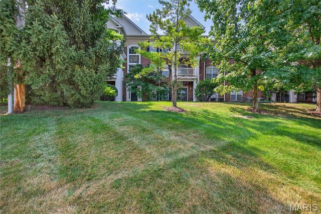 13101 Mill Crossing Court 300, St Louis, MO 63141