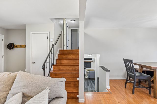 239 Sterling Rd, Hendersonville, TN 37075