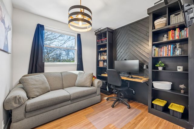 239 Sterling Rd, Hendersonville, TN 37075