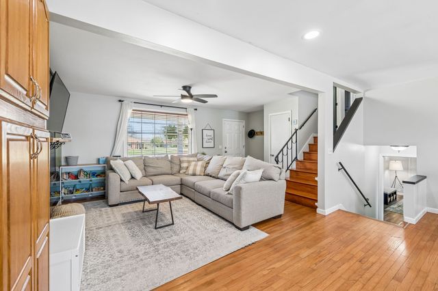 239 Sterling Rd, Hendersonville, TN 37075