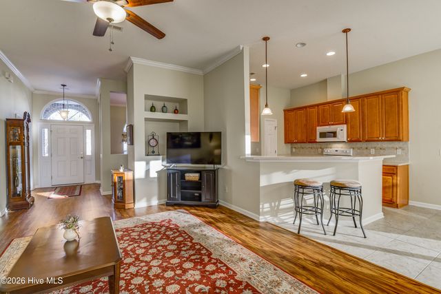 643 Meadowbrook Lane NW, Calabash, NC 28467